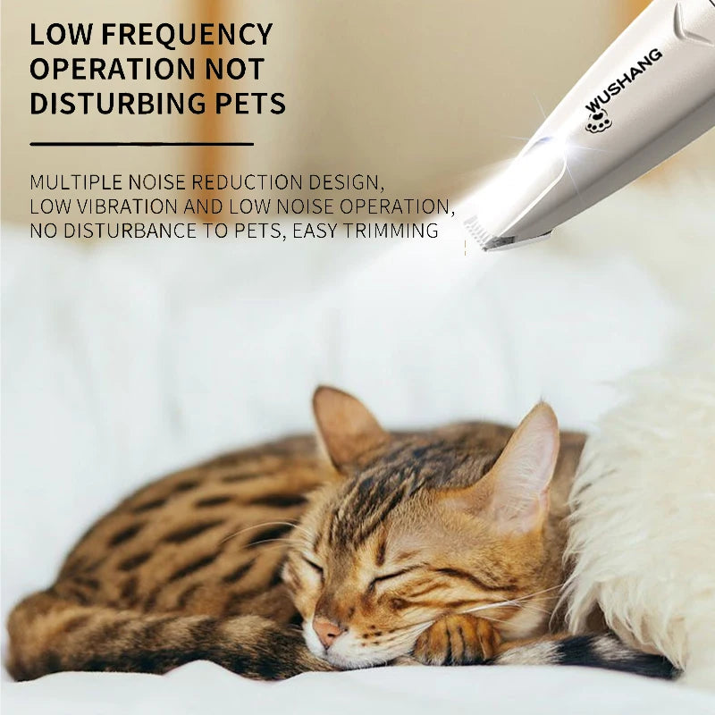 "LumiTrim™ - Trimmer Elettrico di Precisione con Luce LED per Animali"